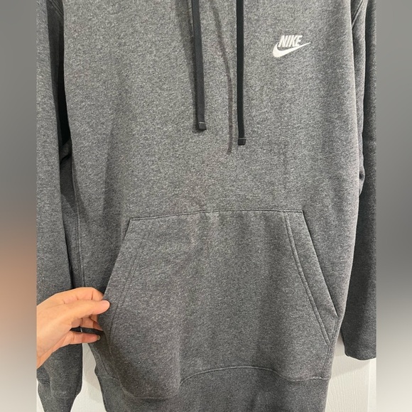 Nike Pullover Hoodie in Charcoal Grey – Barely Worn, like new. Size Small - Picture 6 of 11